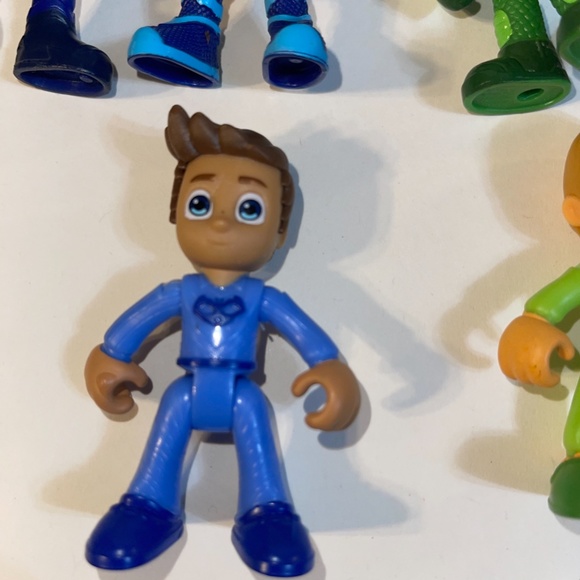PJ Masks Frog Box Owlette Gekko Amaya Connor Greg Figures Lot 3" - Picture 6 of 9
